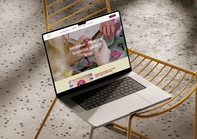 kreaknud presentation mockup2